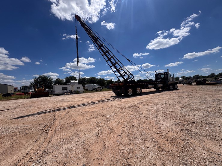 2007-western-star-6900xd-image-6