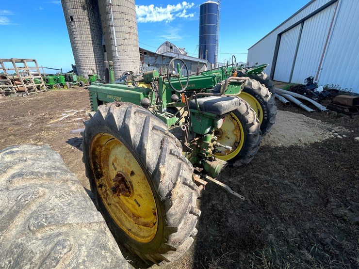 john-deere-b-image-7