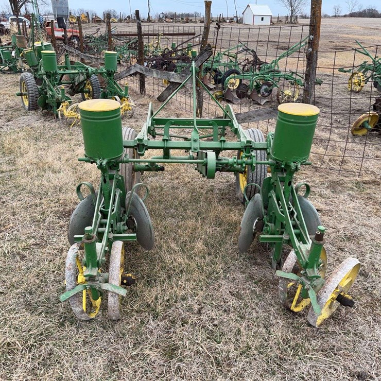 John Deere Two Row Pull Type Planter