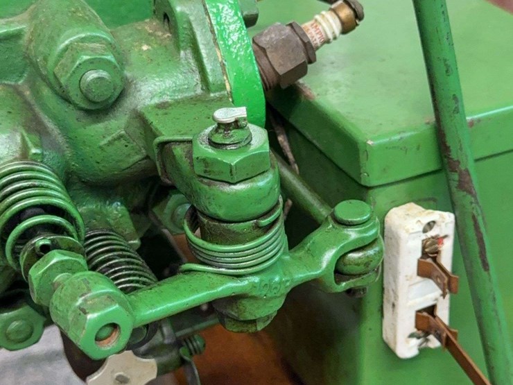 john-deere-112-image-17
