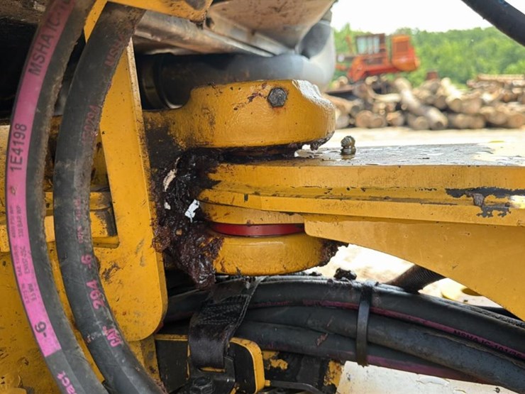 2015-caterpillar-908h2-image-28