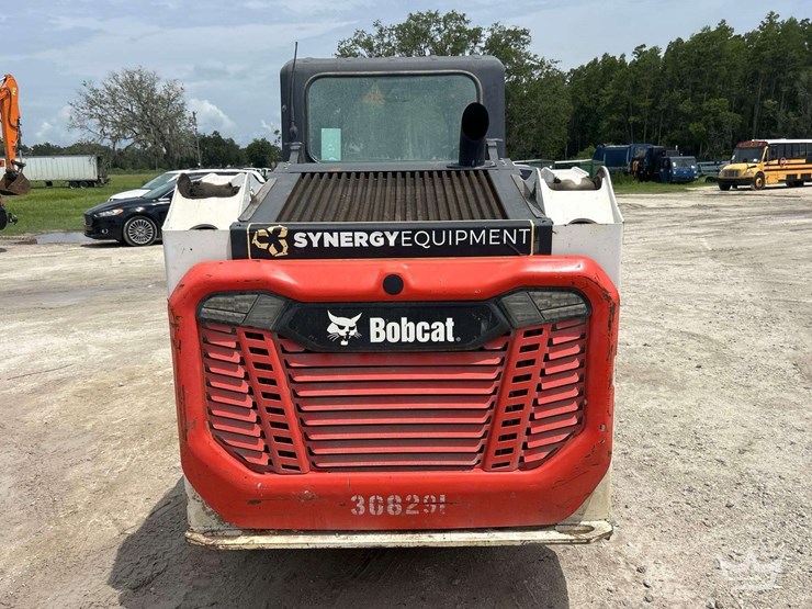 2021-bobcat-t62-image-24