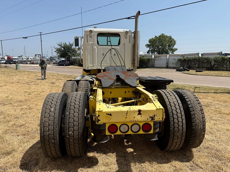 2015-western-star-4900-image-7