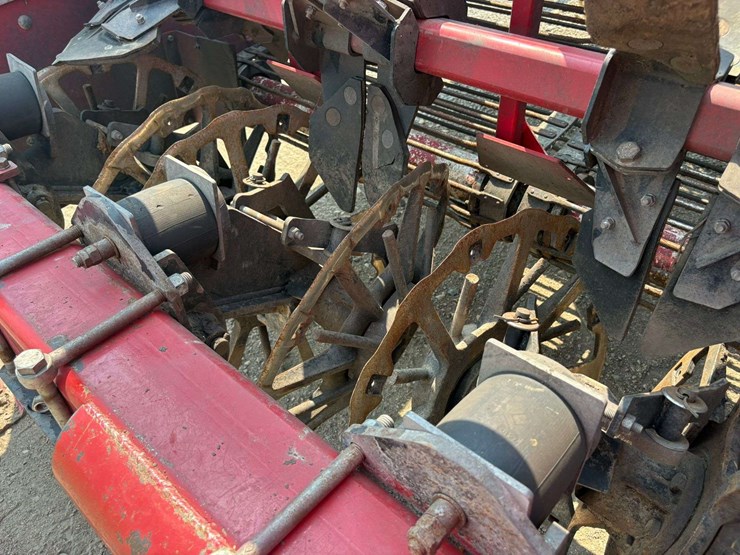 2016-amity-2700-image-36