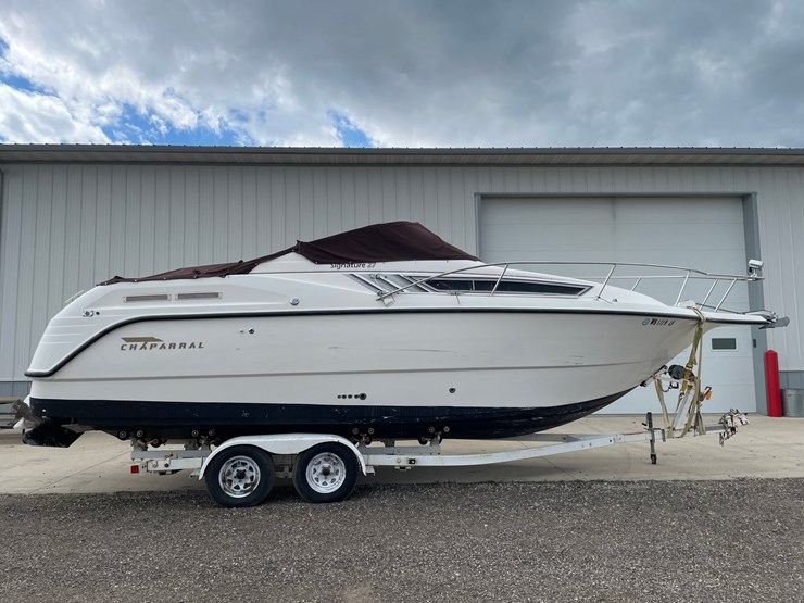 #2798-•-1999-chaparral-signature-27-cabin-cruiser-boat-image-5