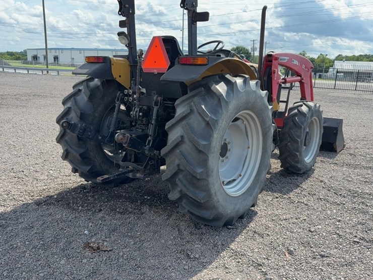 #3024-•-massey-ferguson-mf3635-tractor-image-8
