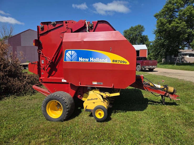 new-holland-br7090-image-5