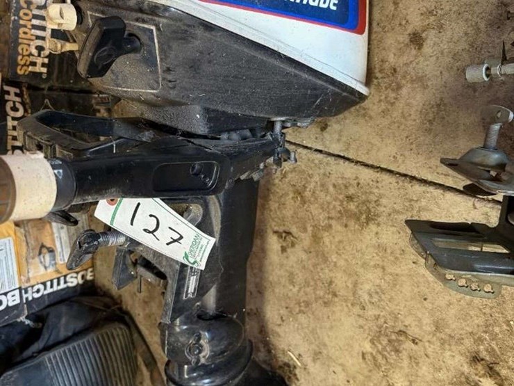 evinrude-6hp-outboard-motor-image-1