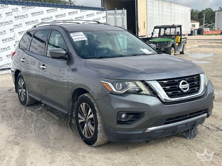 2017-nissan-pathfinder-image-2