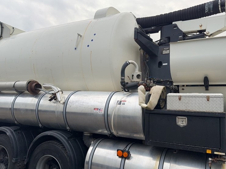 1997-vactor-2115-image-6