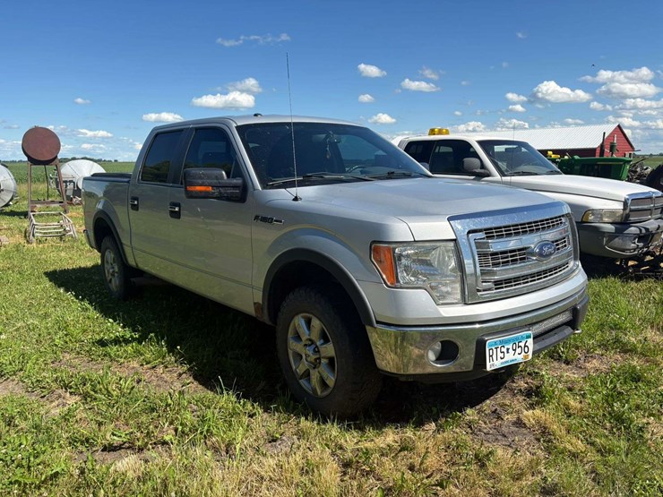 2013-ford-f150-xlt-image-2