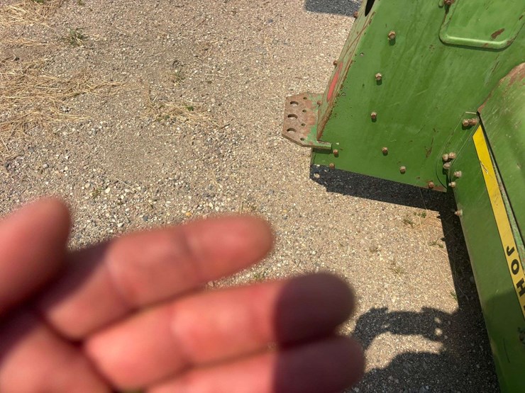 john-deere-3800-image-23