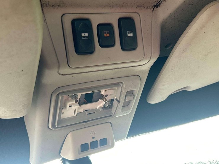 2000-land-rover-discovery-ii-image-22