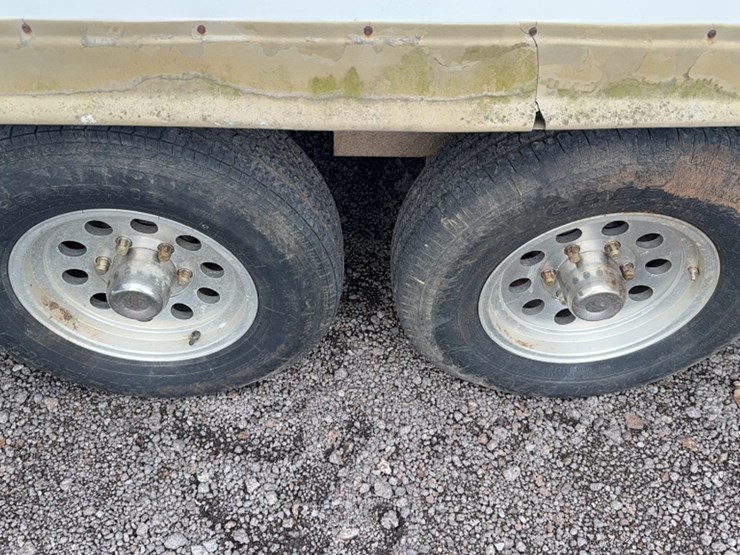 #3064-•-2002-citation-30'-bumper-pull-camper-image-8