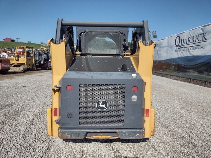 deere-318g-image-4