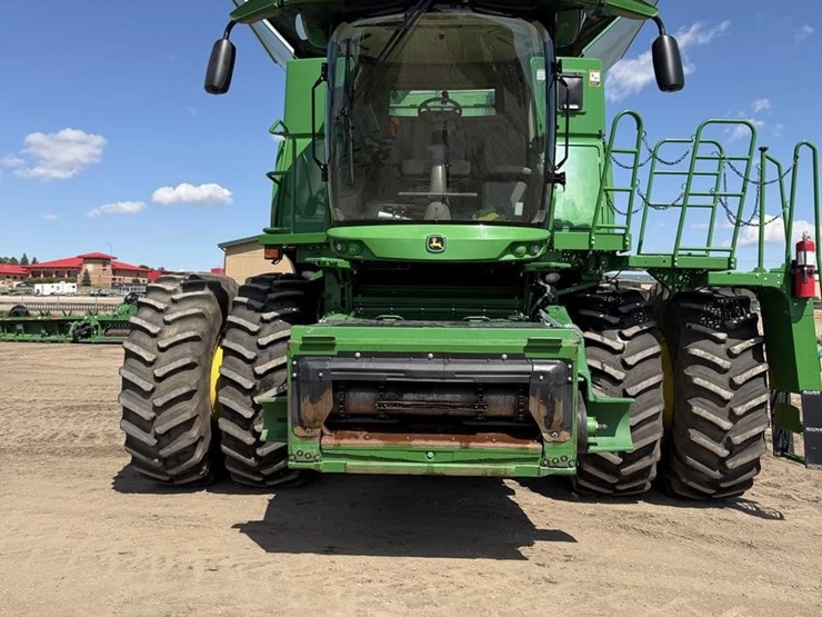 2020-john-deere-s790-image-2