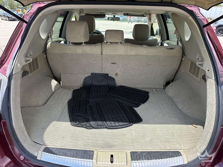 2012-nissan-murano-image-21