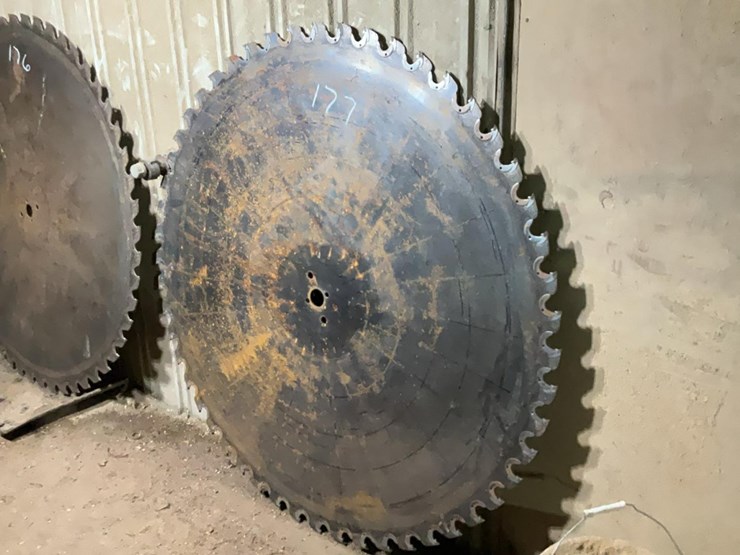 #177-•-56”-circular-saw-blade-image-1