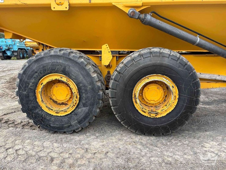 2020-volvo-a25g-image-11