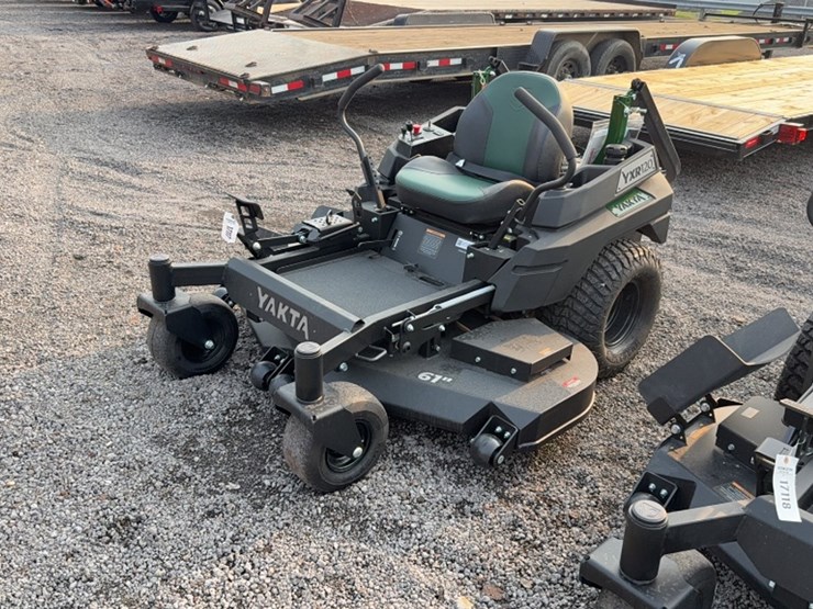 #3096-•-yakta-yxr-120-zero-turn-mower-image-1