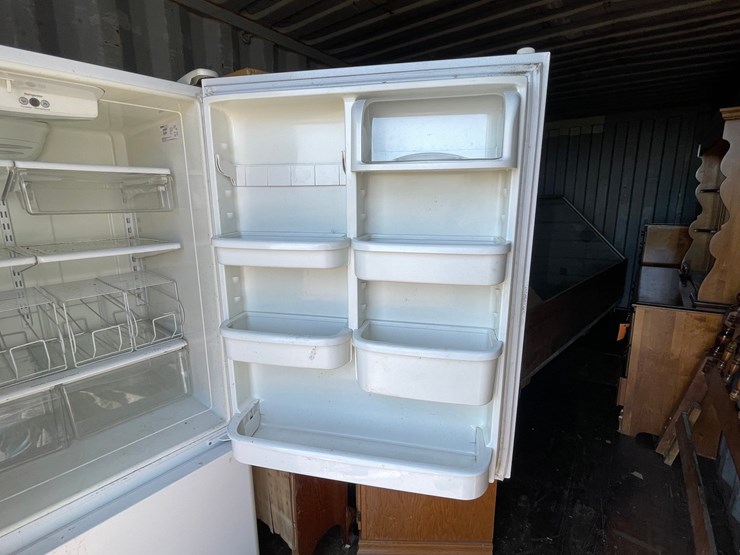 #4709-•-kenmore-fridge-and-freezer-image-4