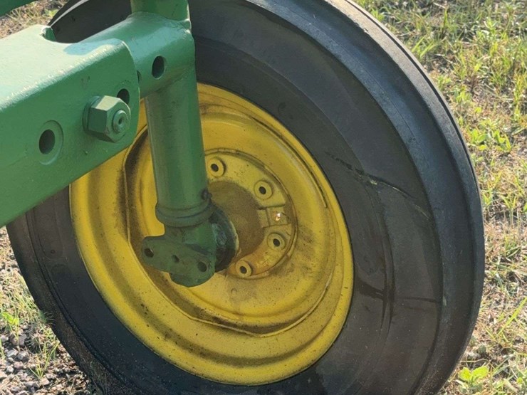 john-deere-620-image-14