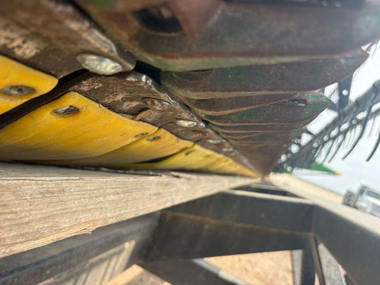 2009-john-deere-635f-image-5