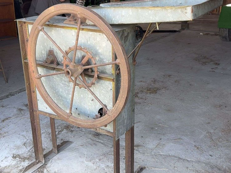 john-deere-one-hole-corn-sheller-image-17