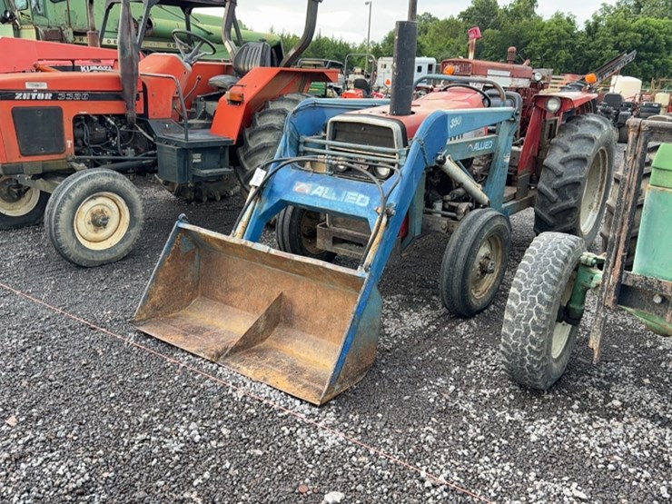 massey-ferguson-245-image-1