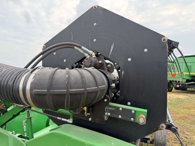 john-deere-630f-image-17