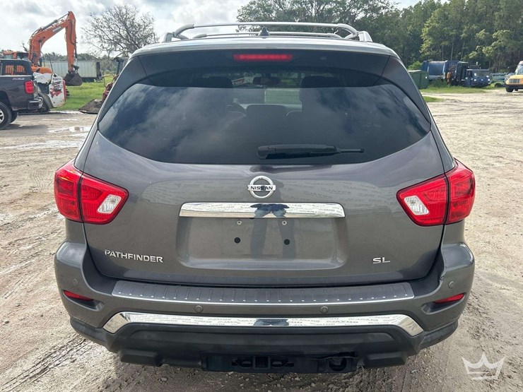 2017-nissan-pathfinder-image-25