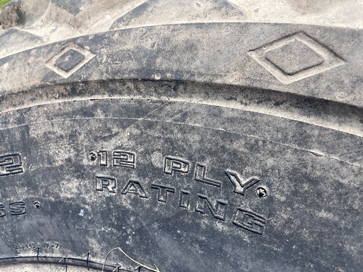 #4690-•-(2)-goodyear-tires-image-6