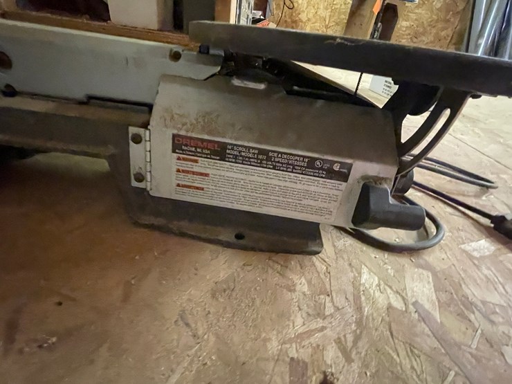 #7135-•-dremel-scroll-saw-image-4
