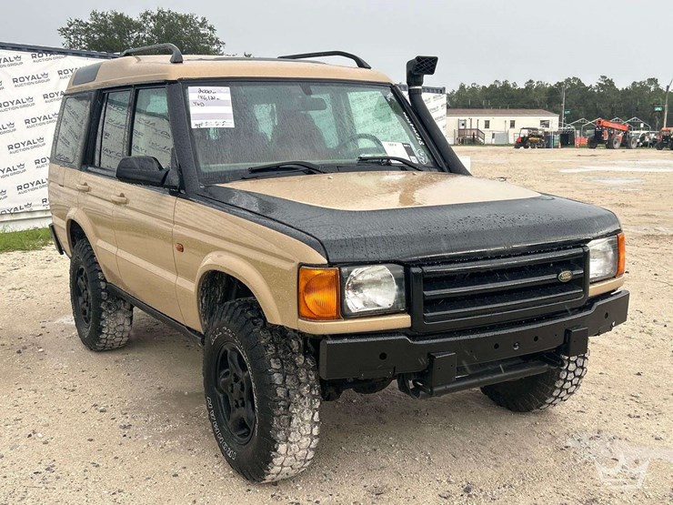 2000-land-rover-discovery-ii-image-2