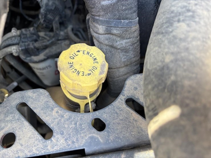2018-yanmar-s220r-image-44