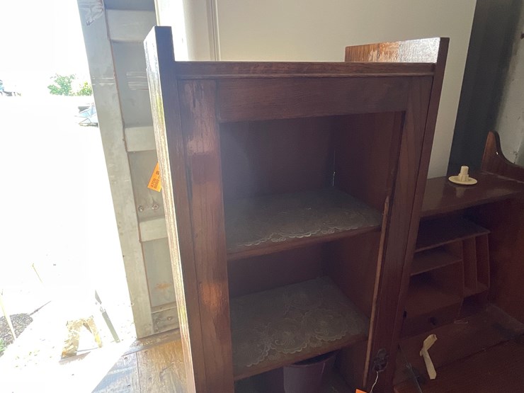 #4708-•-antique-display-cabinet-image-9