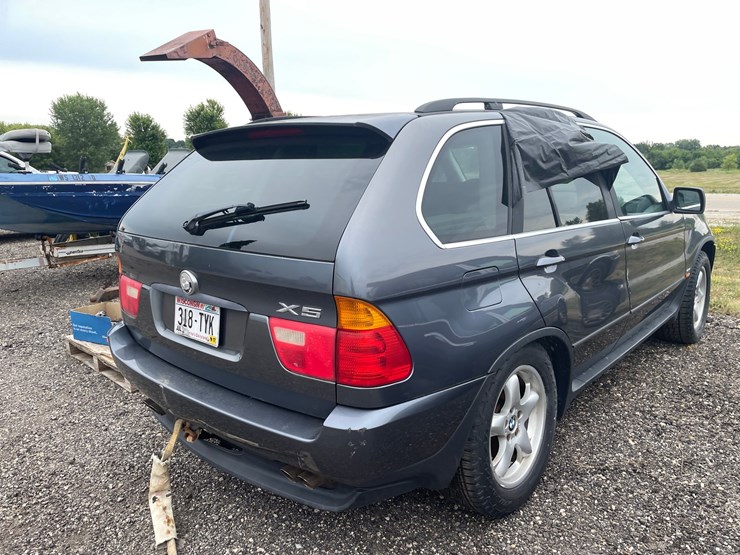 2002-bmw-x5-image-4