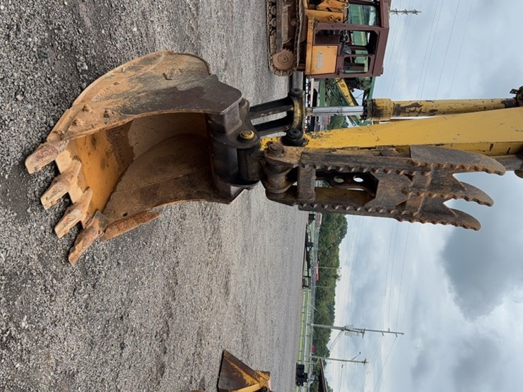 komatsu-pc120-image-13