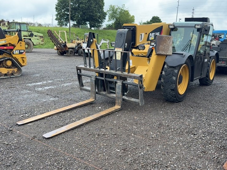 caterpillar-tl642c-image-1