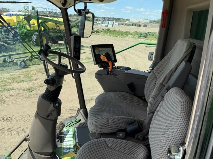 2020-john-deere-s790-image-83