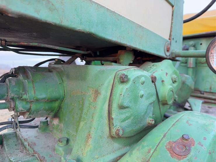 john-deere-620-image-32