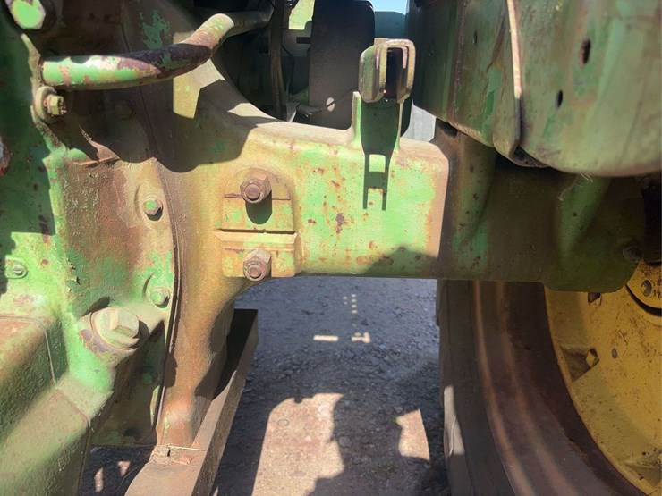john-deere-70-image-72