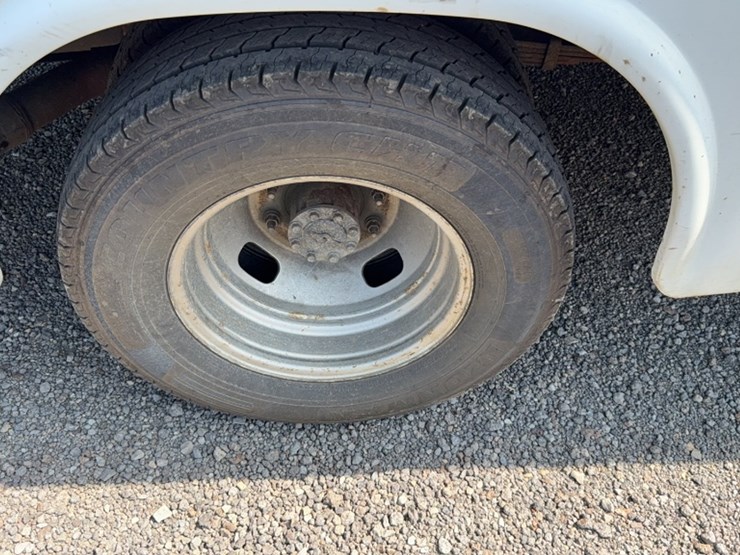 2014-ford-f350-image-5