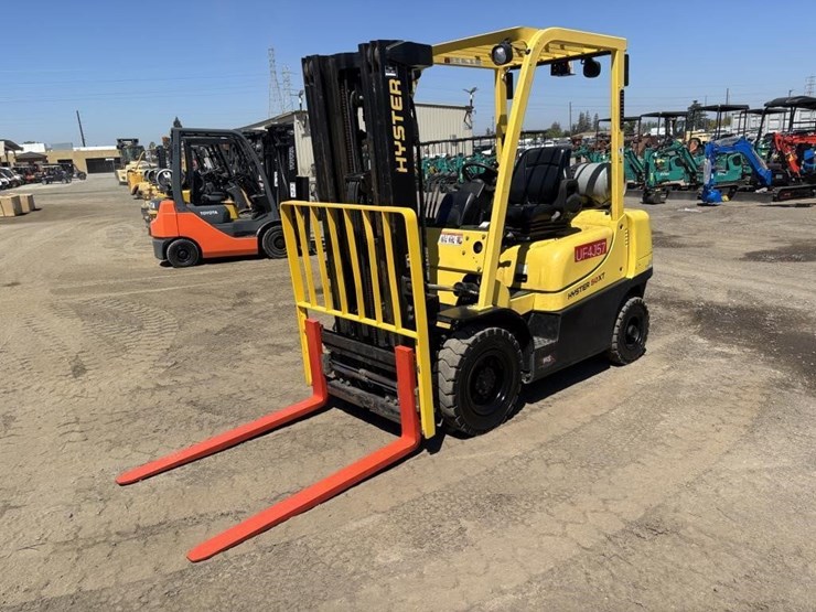 2021-hyster-h50xt-forklift-image-1