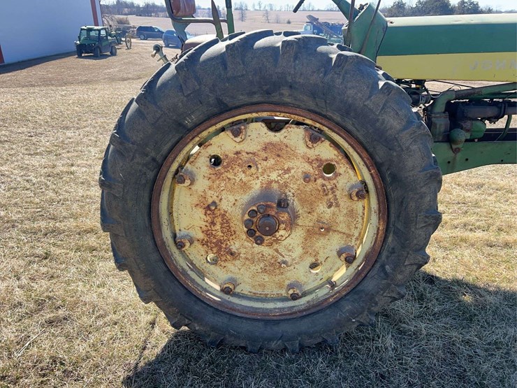 john-deere-530-image-36
