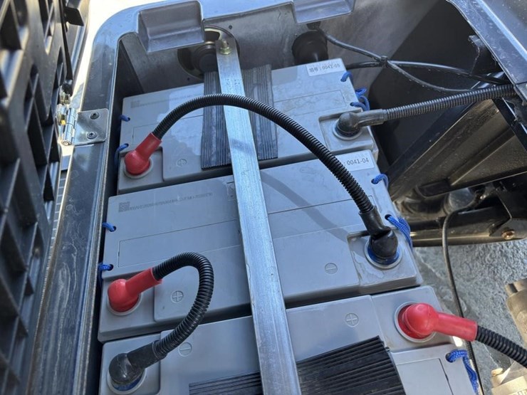 2026-sdg-electric-utility-cart-image-27
