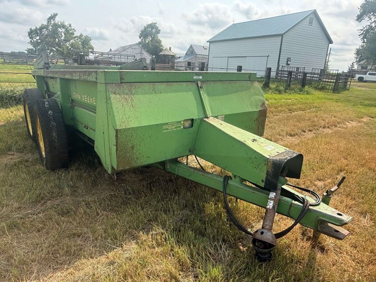 john-deere-660-image-25