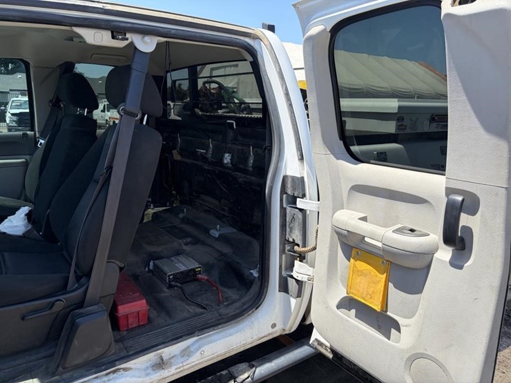 2012-gmc-sierra-3500hd-image-23