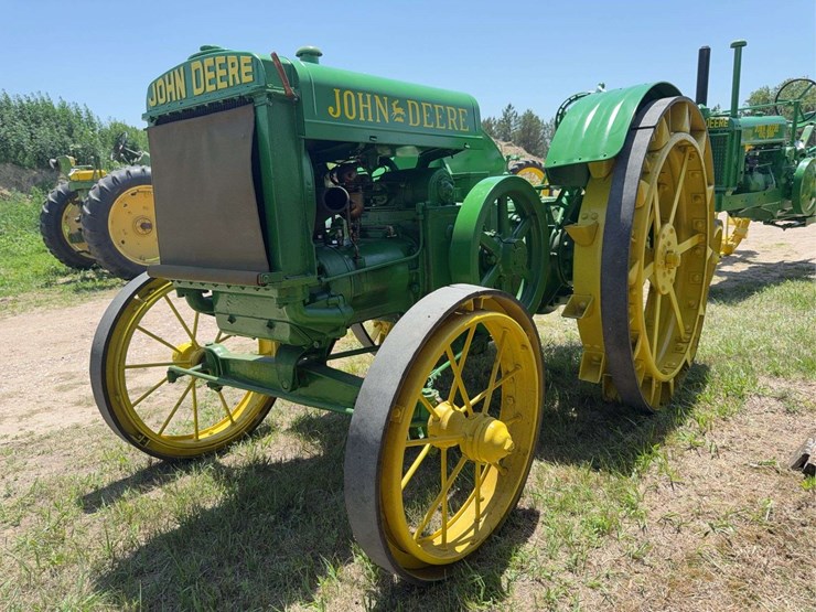 john-deere-d-image-1