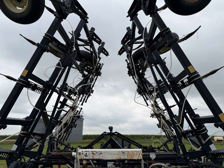 flexi-coil-model-340-41’-chisel-plow,-set-up-for-anhydrous-currently,-3-bar-coil-tine-harrow,-hydrau-image-10
